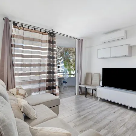 Mary Apartment